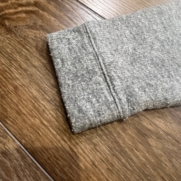 J. Crew Brushed Wool Funnel Neck Sweatshirt Womens M Gray Casual Warm Winter - Picture 6 of 16
